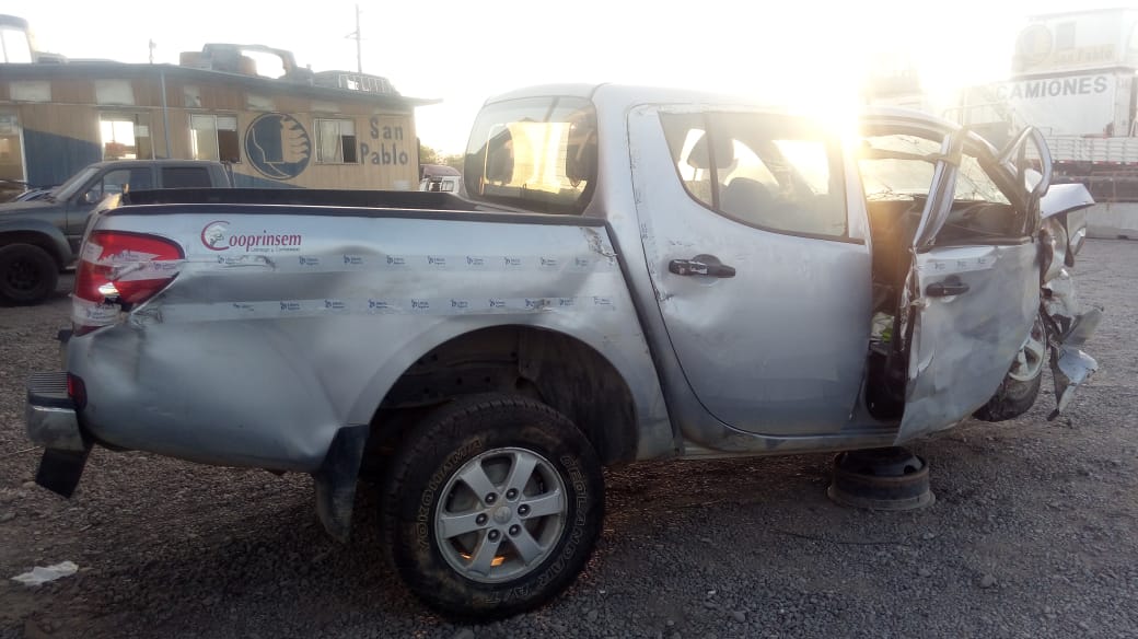 Mitsubishi L200 2015    EN DESARME